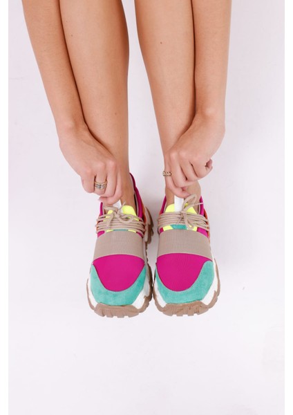 Kadın Bağcıklı Rahat Süet Renkli Sneakers Spor Ayakkabı fırsatları