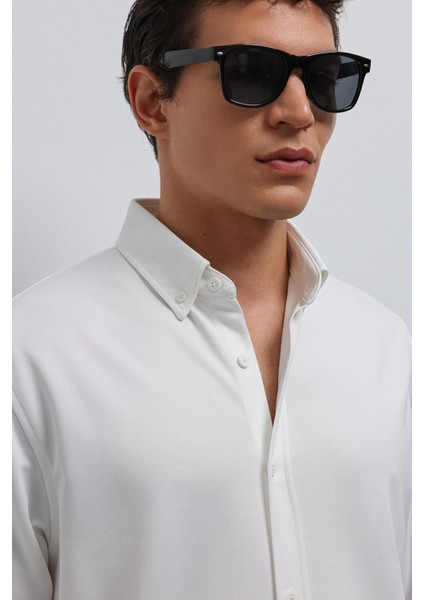 Beyaz Düğmeli Yaka Relax Fit Erkek Gömlek fırsatları