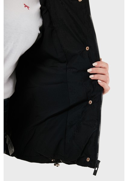 4g Boxy Tamamı Logolu Relaxed Fit Kapüşonlu Şişme Mont V5BL07WGLW2 Bayan Mont V5BL07 Wglw2 FJ9G