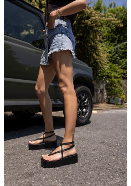 Parades Kadın Nude Dolgu Taban Parmak Arası Sandalet