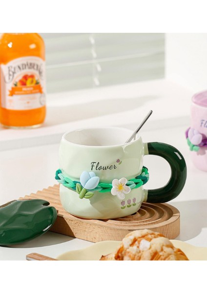 Tatlı Çiçekli Kahve Fincanı 380 ml Kapaklı ve Kaşıklı Seramik Kupa