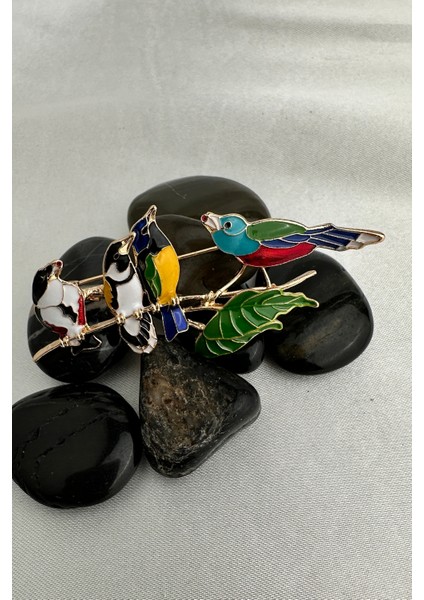 Altın Sarısı Renkli Yaprak Detay Kuşlar Broş (6cm) modelleri