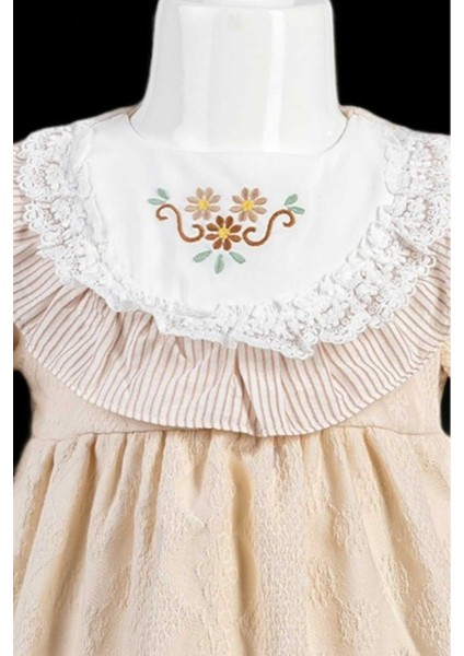 Çiçek Nakışlı Dantel Detaylı Elbise 0-2 Yaş Kendinden Desenli Kumaş
