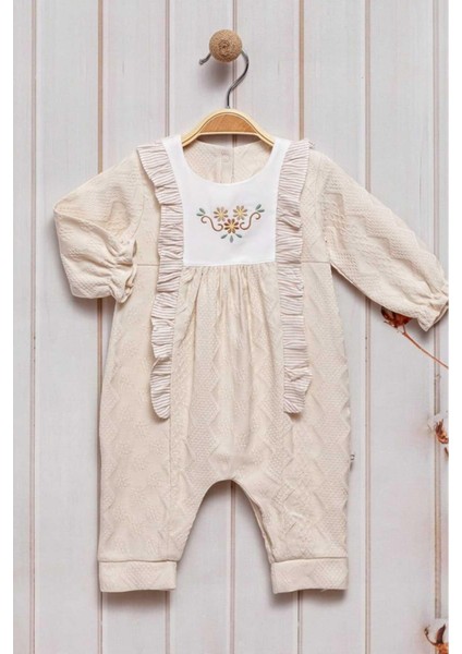 Çiçek Nakışlı Alttan Çıt Çıtlı Tulum 0-12 Ay Kendinden Desenli Pike Kumaş fırsatları