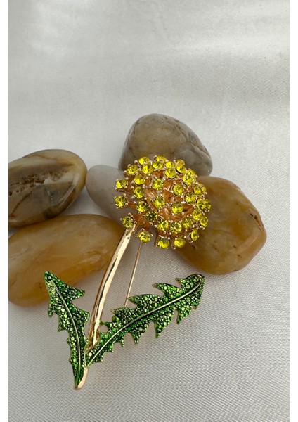 Yeşil Yaprak Detay Taşlı Çiçek Motif Broş (6cm) fırsatları