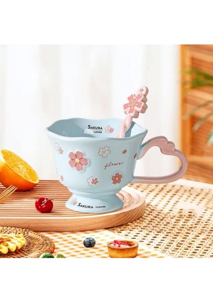 Çiçek Tasarımlı Kaşıklı Seramik Kupa Özel Kutusunda 1972