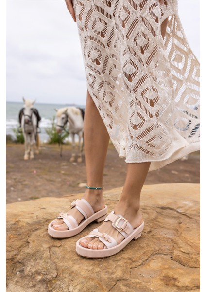 Leroy Kadın Siyah Taş Bant Fusped Taban Terlık