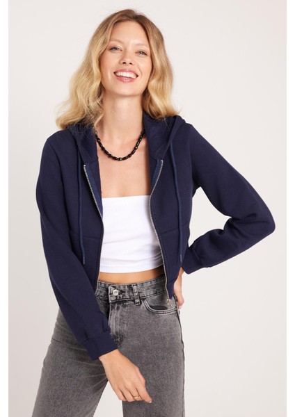 Kadın Slim Fit Dar Kesim Pamuklu Çift Çepli Kapüşonlu Fermuarlı Lacivert Hırka fiyatları