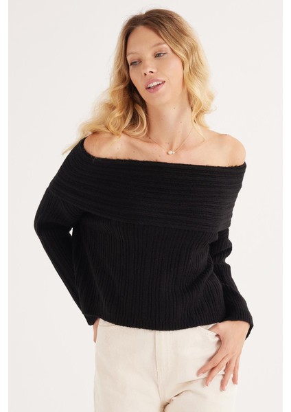 Kadın Regular Fit Klasik Kesim Uzun Kollu Omzu Açık Siyah Kazak indirimleri