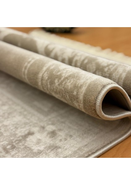 Geleneksel Motifli Yünlü Seccade Gri fırsatları