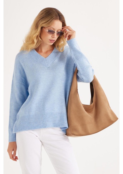 Kadın Slim Fit Dar Kesim V Yaka mavi Kazak fiyatları