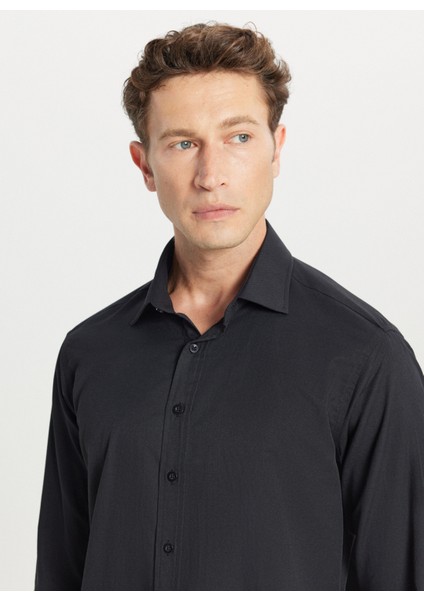 Slim Fit Klasik Yaka Siyah Erkek Gömlek ACE020261535_SYH fırsatları
