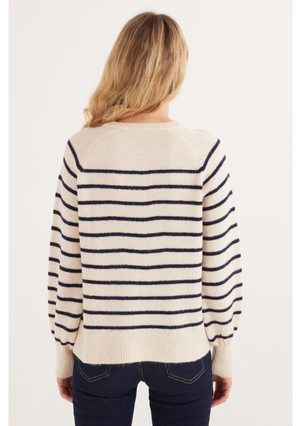 Kadın Regular Fit Klasik Kesim Düğmeli Yaka lacivert Çizgili Kazak