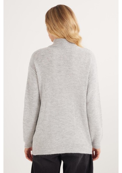 Kadın Oversize Geniş Kesim Dokumalı Fermuarlı Yaka Gri Kazak