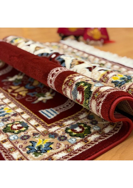 Geleneksel Motifli Yünlü Seccade Bordo fırsatları