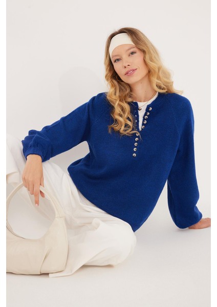 Kadın Oversize Geniş Kesim Düğmeli Yaka lacivert Kazak