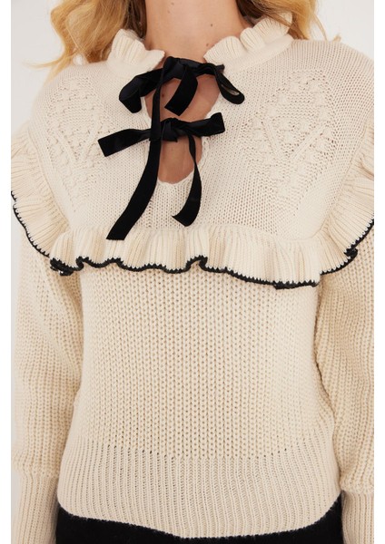 Slim Fit Dar Kesim Balıkçı Yaka fırfır Detaylı Bej kazak modelleri