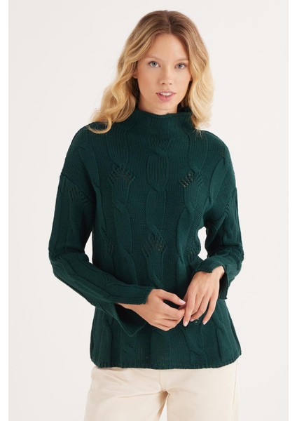 Kadın Regular Fit Klasik Kesim Yarım Balıkçı Yaka Örgü Desenli Yeşil Kazak fiyatları