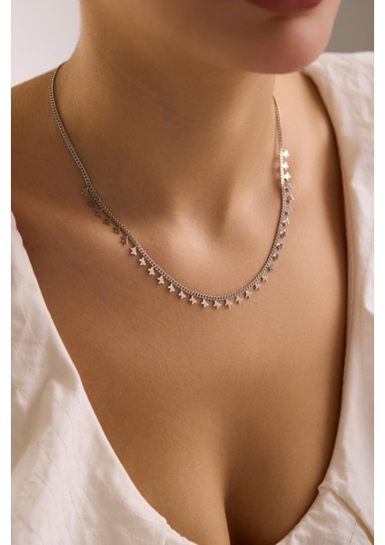 925 Ayar Gümüş Rodyum Kaplama Gurmet Zircirli Minimal Kelebek Model Kolye indirimleri