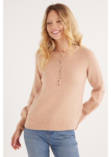 Kadın Oversize Geniş Kesim Düğmeli Yaka pudra Kazak