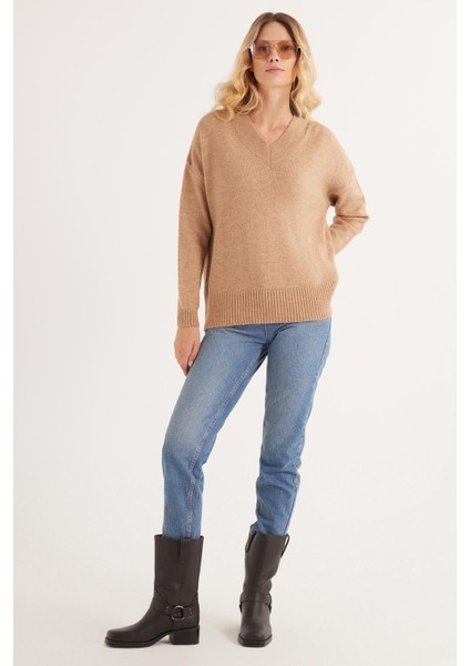 Kadın Slim Fit Dar Kesim V Yaka camel Kazak fırsatları