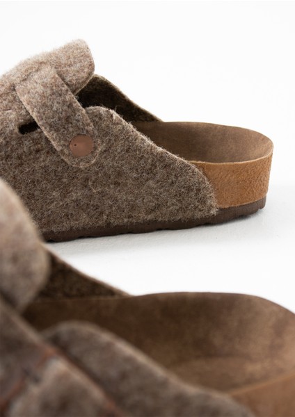 Keçe Kışlık Önü Kapalı Anatomik Taban Tokalı Sabo Terlik modelleri