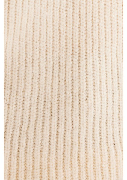 Kadın Oversize Geniş Kesim Dokumalı Fermuarlı Yaka Ekru Kazak