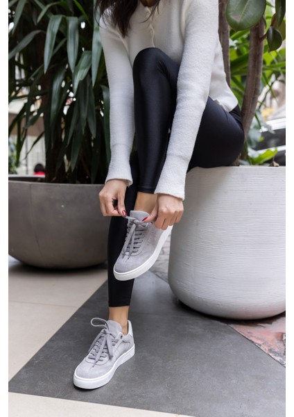 Seventy Kadin Gri Gercek Deri Süet Sneaker fırsatları