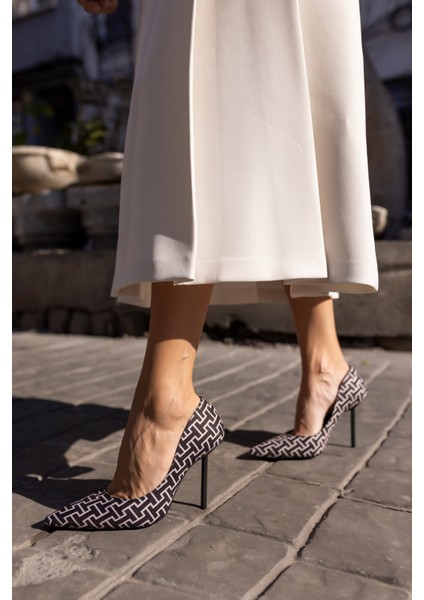 Brice Kadin Siyah Desenli Stiletto fırsatları