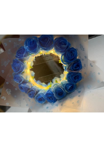 LED Li Aynalı Buket Bu Senin Çiçeğin Aynadaki Benim Çiçeğim Yazılı