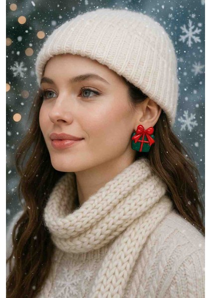 El Yapımı Christmas Gift Box Yılbaşı Yeşil Kutu Küpe - Şık, Hediyelik, Yılbaşı, Yeniyıl