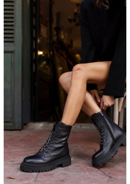 Commut Kadın Siyah Gercek Deri Postal Bot fırsatları