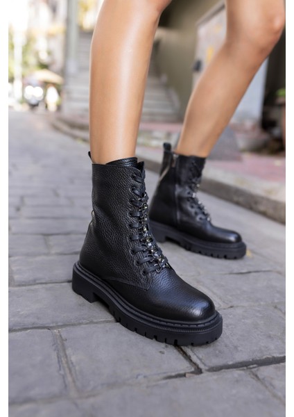 Commut Kadın Siyah Gercek Deri Postal Bot