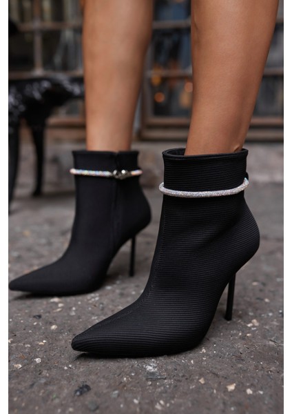 Cardos Kadın Siyah Taş Detayli Topuklu Bot