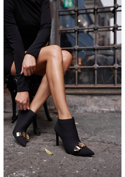 Morty Kadın Siyah Gold Aksesuar Detay Topuklu Bootie