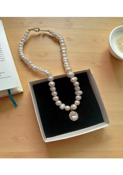 Gerçek Doğal Beyaz Inci Kadın Gelin Kolye Çelik Bağlantı Aparatlı Zirkon Taşlı Oval Charm