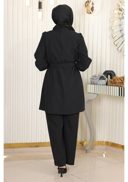 Taş Detaylı Kemerli Takım Siyah MSW19104-1 fırsatları