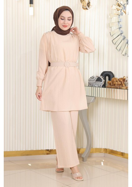 Taş Detaylı Kemerli Takım Bej MSW19104-2 modelleri