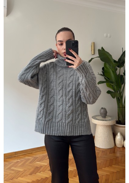 Boğazlı Saç Örgülü Ithal Triko Kazak- Gri fiyatları