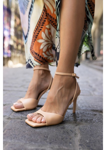 Wimmer Kadin Gumus Cılt Tek Bant Topuklu Sandalet indirimleri