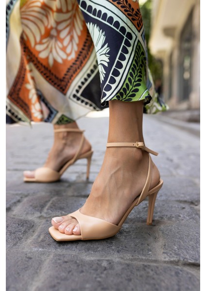 Wimmer Kadin Gumus Cılt Tek Bant Topuklu Sandalet