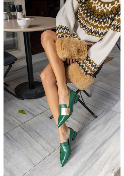 Kadın Siyah Mat Deri Aksesuar Ayakkabi fırsatları