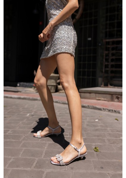 Hardy Kadin Gumus Saten Taşli Mini Topuklu Ayakkabi