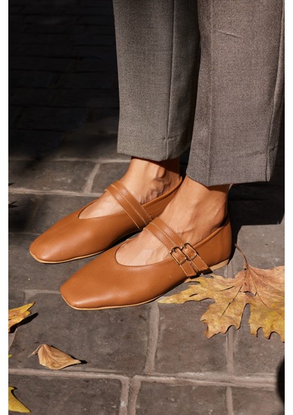 Reyes Kadın Siyah Leopar Detaylı Gercek Deri Babet fırsatları