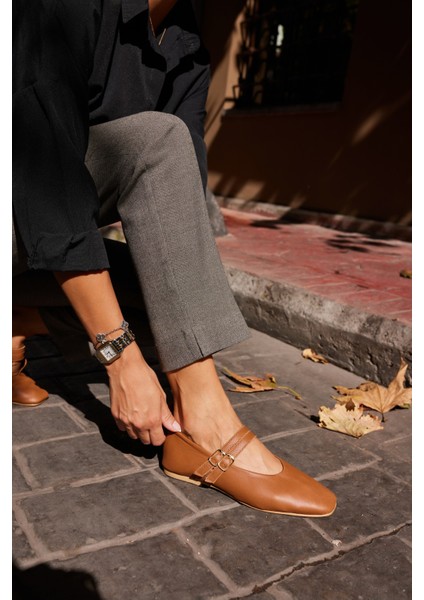 Reyes Kadın Siyah Leopar Detaylı Gercek Deri Babet