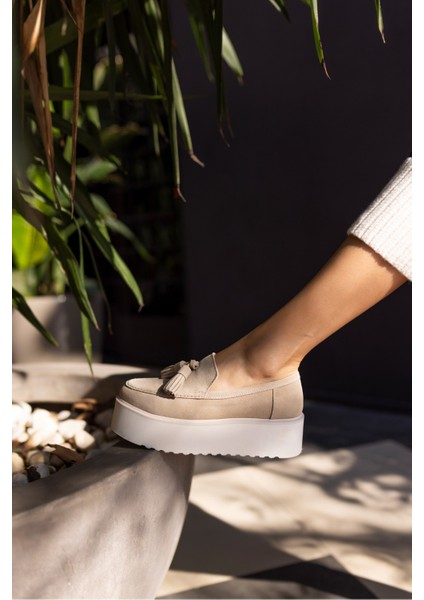 Ajax Kadın Bej Gercek Deri Suet Loafer Puskullu Ayakkabi