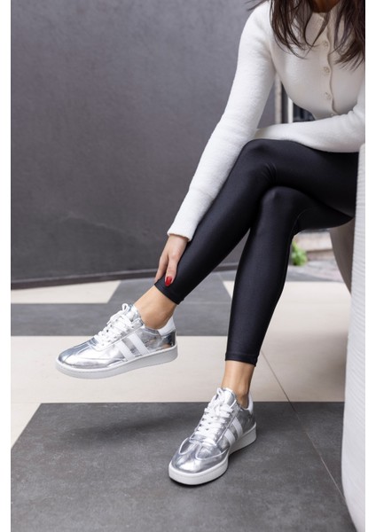 Bruce Kadın Leoapar Bagcıklı Sneaker fırsatları