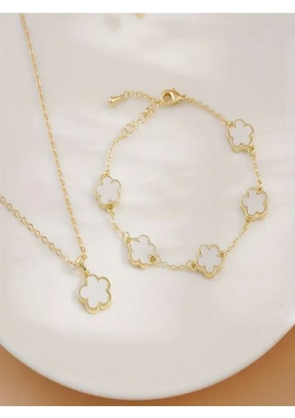 Yonca Kolye ve Bileklik Set fırsatları