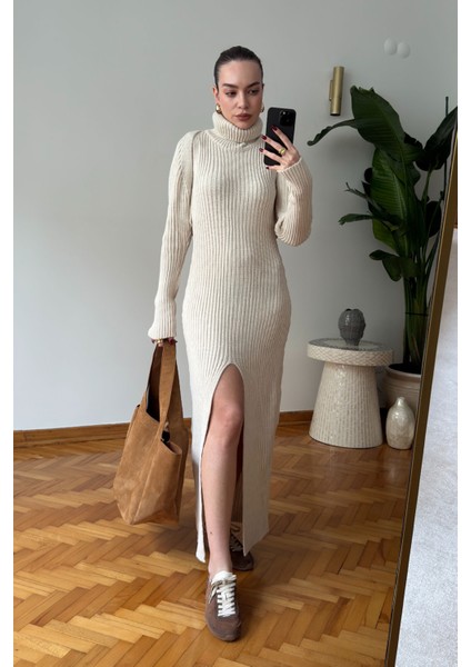 Boğazlı Elbiseli Hırka Takım- Ekru indirimleri