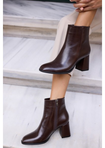 Lola Kadın Kahve Kalın Topuklu Bootie indirimleri